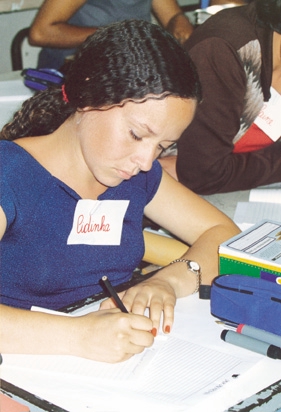 Procuro garantir a construção de um espaço permanente no Encontro, que proporcione a avaliação contínua das aprendizagens pelos próprios educadores, que não exclua a minha participação, não só como