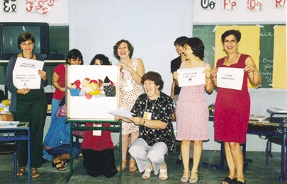 em Canoa Quebrada/CE, ago/1998 Educadores apresentam
