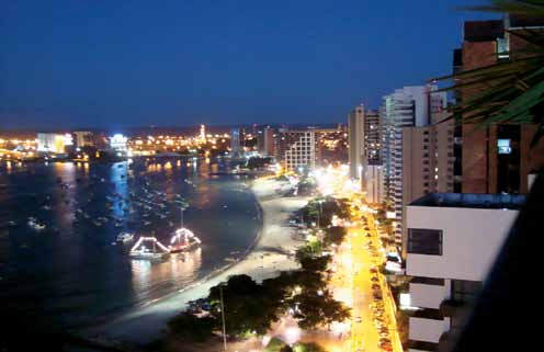 Fortaleza Em 2001, a Firma chegou à Fortaleza, capital cearense. Com pouco mais de 2,4 milhões de habitantes, é responsável por 47% do PIB estadual.