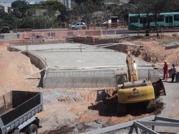 BRT Antônio Carlos/Pedro I Meta 3 INTERSEÇÃO PEDRO I / VILARINHO Duplicação do viaduto e