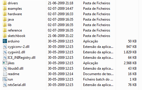 2.2. Software 2.2.1. Instalação e Utilização Neste capítulo, vai ser efectuada uma breve descrição de como instalar e utilizar o Software de desenvolvimento Arduino.