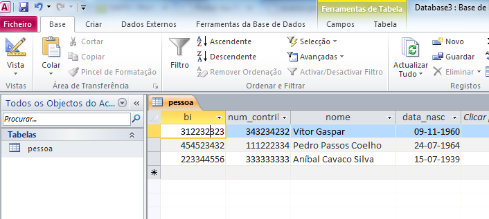 Entendendo as tabelas Uma tabela é um conjunto de registos Um registo é um conjunto de informações sobre um único item Na tabela do exemplo, cada registo representa