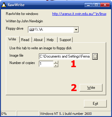 12 Agora temos que gravar a nossa imagem no disquete. Insira um disquete de 3.5 no drive A: e abra o programa RawWriteWin. Configure o caminho para a imagem que você acabou de criar ( tutorial.