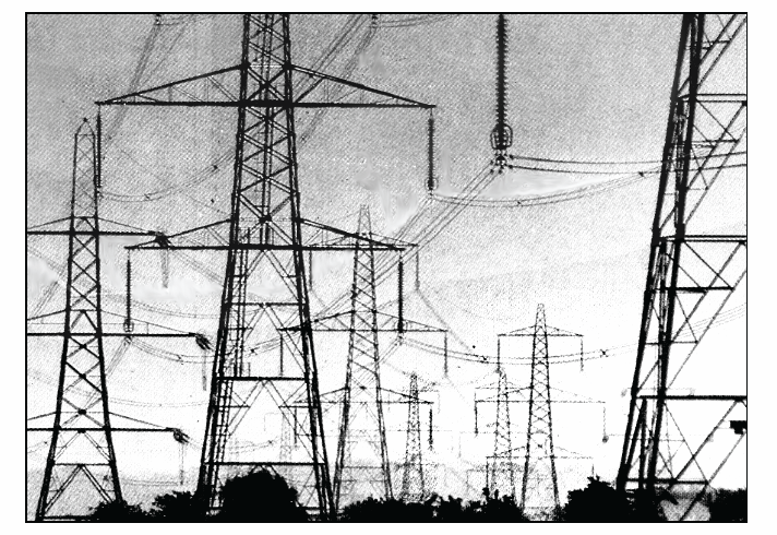 A transmissão de energia elétrica é feita em diversas etapas e de diversas formas. Pode ser feita em alta ou ultra alta tensão (AT ou UAT) e em CC ou CA, sendo esta a mais comum.