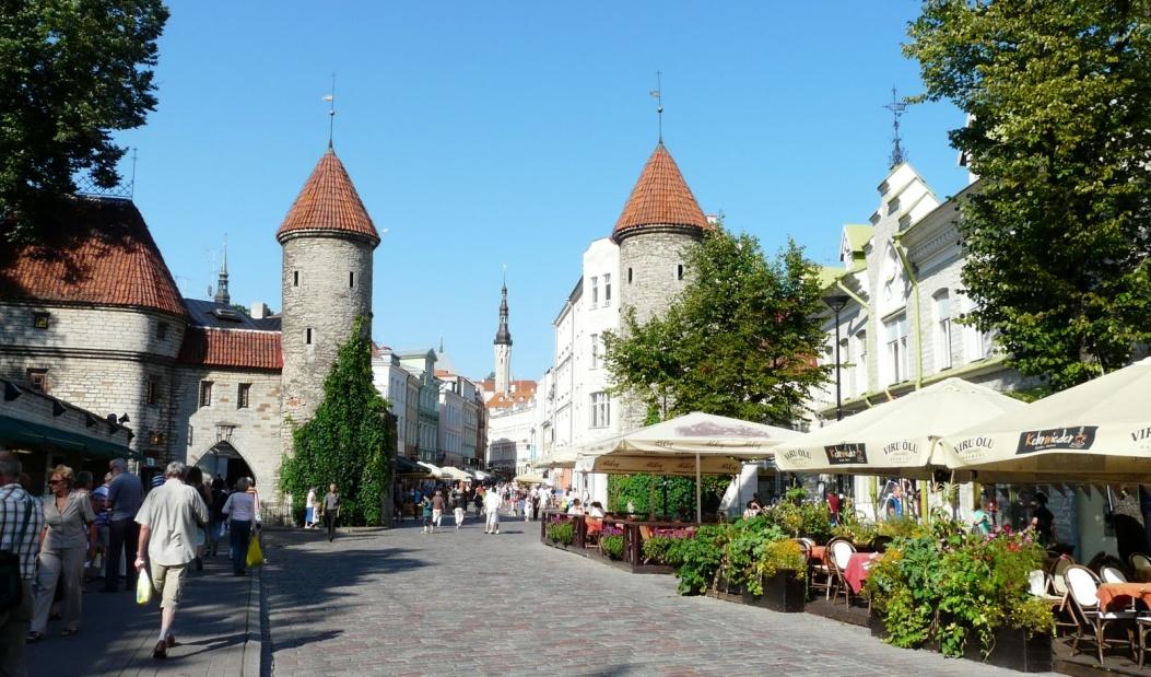 Dia 09 de Setembro- Quarta-Feira- Tallinn Tour dedicado a conhecermos a cidade medieval de Tallinn com suas charmosas ruas e casas que datam do século XI muito bem preservados.