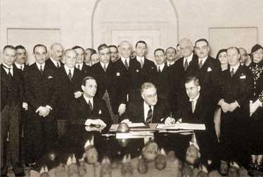 Sobre o Pacto Internacional de União Cultural Conhecido como Pacto Roerich, foi assinado na Casa Branca, Estados Unidos, juntamente com mais 20 países da América em 15 de abril de 1935.