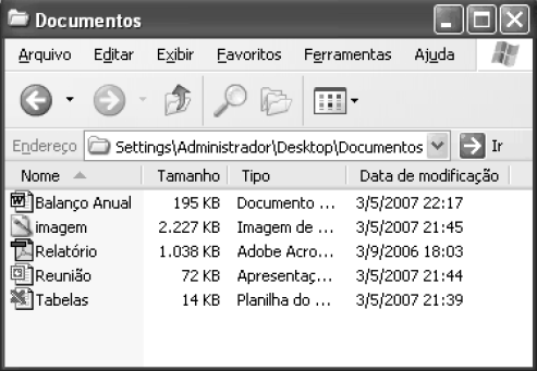 8. Considerando a figura ao lado, que mostra uma janela do Windows XP, julgue os itens que se seguem.