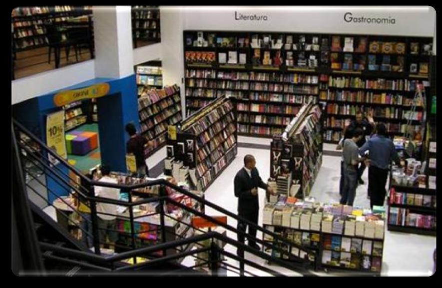 Multiformato: Modelos adaptados para cada mercado Loja formato Nova Tradicional: 9 Lojas Até 400 m² de área de vendas 29 mil itens Vende livros, papelaria, periódicos, música e