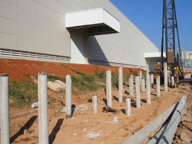 FUNDAÇÃO PROFUNDA ESTACA DE CONCRETO PRÉ-MOLDADA