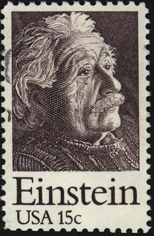 Albert Einstein Nasceu em 14 de março de 1879 em Ulm, Wurttemberg Alemanha.