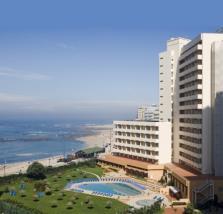 Axis Vermar Conference PROGRAMA REVEILLON 2014/2015 DE 28/12 a 04/01 Reservas Antecipadas: 5% DE DESCONTO EM RESERVAS ATÉ 30/11 Desconto a aplicar sobre os preços da tabela & Beach Hotek 4* Póvoa de