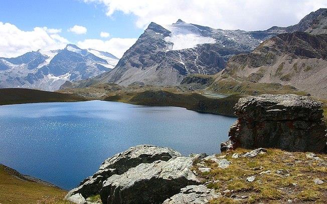 partir dos 4 mil metros de altitude;