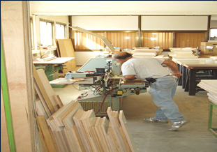 Elaborar Estudos Técnicos e de Viabilidade com vista à construção dos Polos de Desenvolvimento Industrial (PDIs) da Matala, Kunge, Dondo, Soyo, Uíge, Lunda Sul, Malange e Kassinga; Construir os PDIs