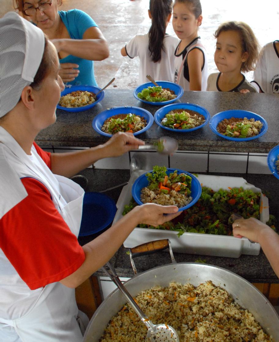 Ministério do Desenvolvimento Social e Combate à Fome - MDS Parceria na aquisição de equipamentos,