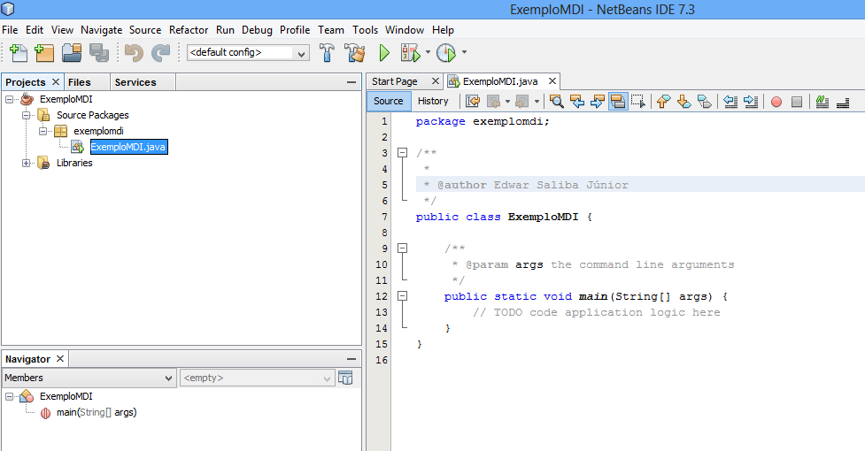 Java Exemplo MDI Nesta aula criaremos uma aplicação simples de cadastro para avaliar o nível de dificuldade/facilidade que é desenvolver softwares com a tecnologia Java.