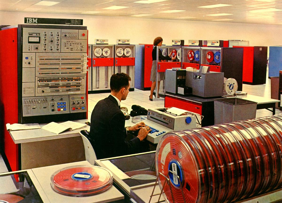 IBM 360 Vendeu mais de 30.