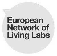 O LIVING LAB RENER REDE DE CIDADES INTELIGENTES 88.500 Viana do Castelo Bragança 35.500 181.500 Braga 158.000 Guimarães 237.500 Porto 302.000 Vila Nova de Gaia 78.500 Aveiro 143.500 Coimbra 127.