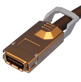 O 10GBASE-CX4 é um padrão mais barato que os baseados em cabos de fibra, já que não é necessário usar o transceiver (um componente bastante caro, que contém os transmissores e receptores ópticos).