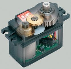 A.8 Servo motor Servo motor é um motor com amplitude de angulação inferior aos demais motores, em geral, conseguindo realizar um deslocamento de 180 o.