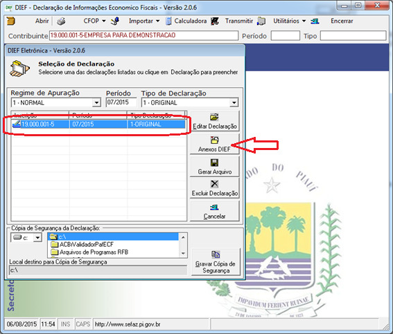 contribuinte deverá selecionar a declaração e clicar no botão <Anexos DIEF>,