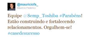 Gerenciamento dos perfis de Semp Toshiba no Twitter e Facebook.