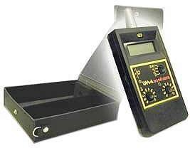 Equipamento A inspecção termográfica por infravermelhos é realizada utilizando essencialmente câmaras termográficas, e alguns equipamentos acessórios, consoante os casos, tais como, por exemplo
