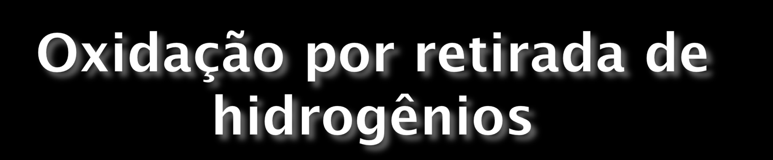 A energia armazenada nas ligações químicas da glicose é liberada por meio de oxidações sucessivas. Uma substância se oxida quando perde elétrons.