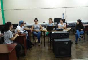 Objetivo: Planejar e Organizar as atividades do projeto Drogadição e a Comunidade Escolar. Descrição: Nos encontramos na escola dia 18.04.2015,.