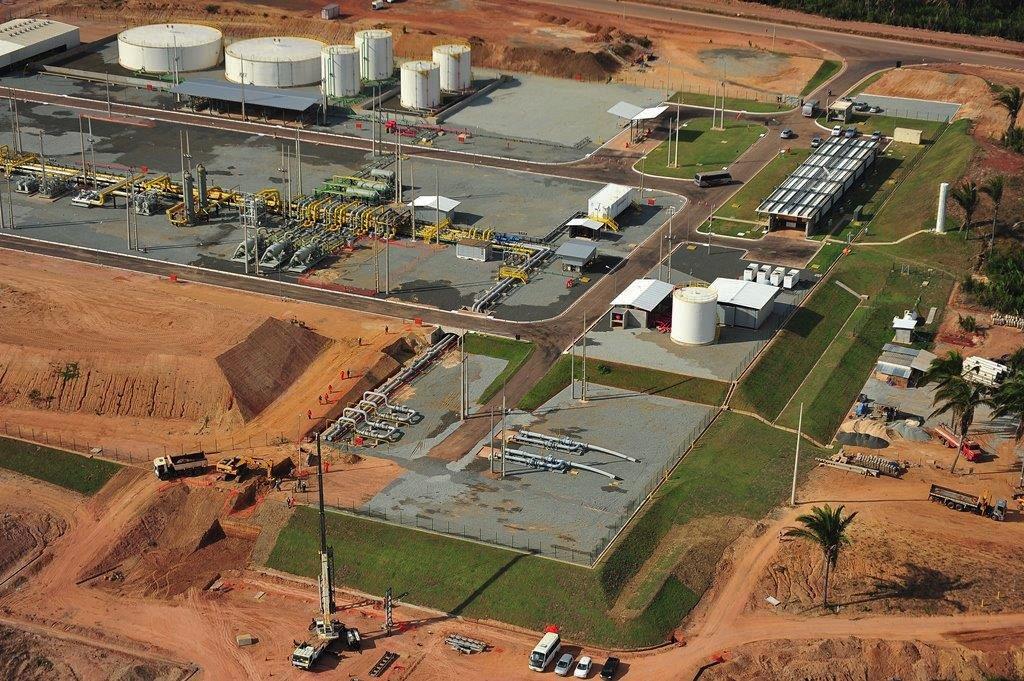 O QUE FAZEMOS MONETIZAÇÃO DO GÁS Atuais clientes: Térmicas Parnaíba I, III e IV O complexo do Parnaíba corresponde a 7% da capacidade térmica do país MODELO GAS-TO-WIRE