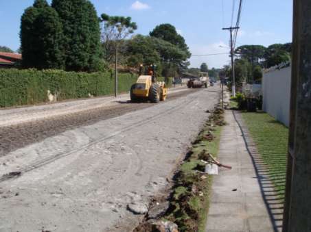 Base cimentada e Reciclagem com cimento Obras Rua Júlio Cézar de Souza VISTA DA OBRA EM