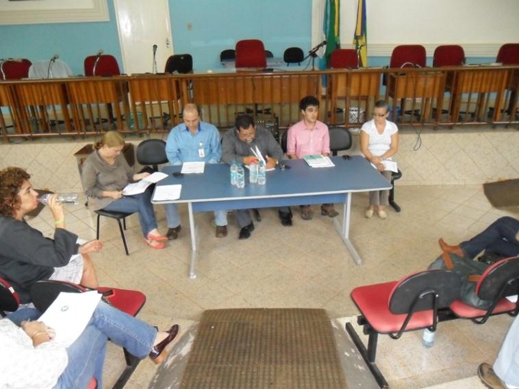 Imagem abaixo: Conselho Comunitário: Andréia Freese, Fabiano Zillo, Paulo Pereira de Lima, Iraídes Beraldo e o coordenador André Biazoti.