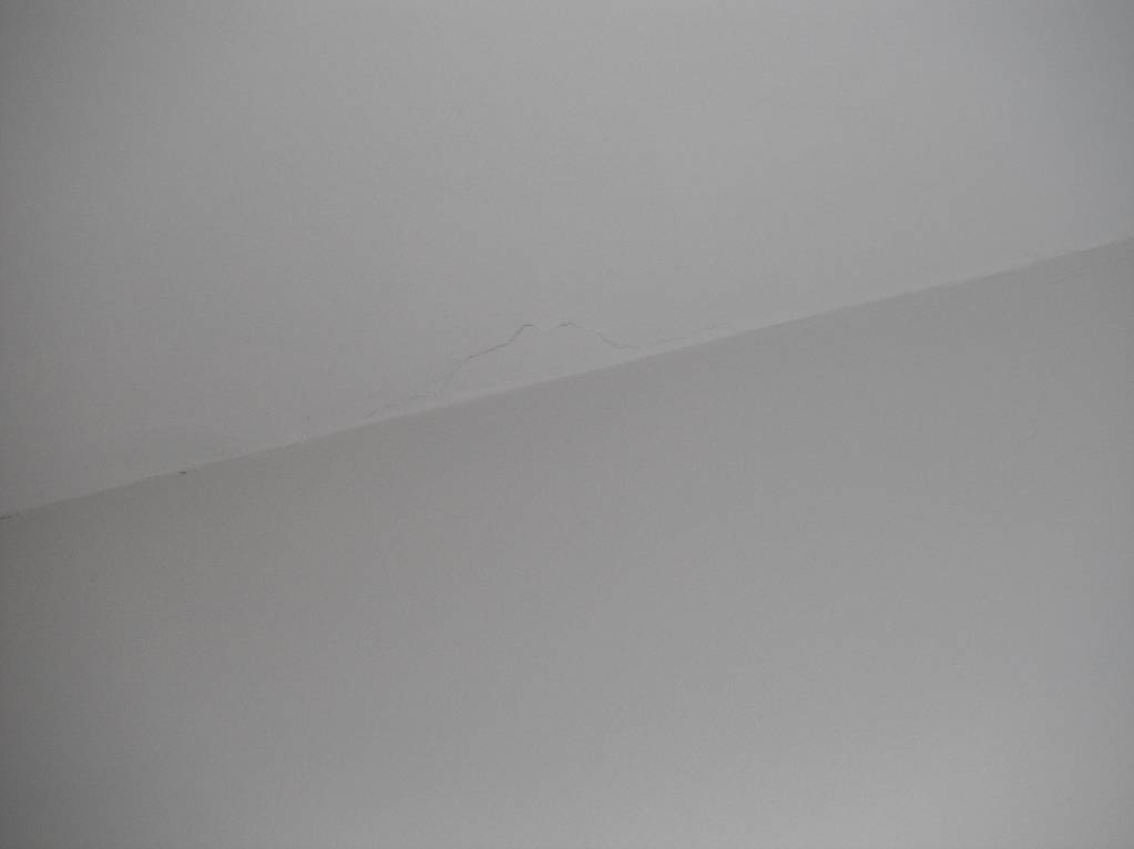 Foto 47 Mancha de umidade e mofo na parede do Laboratório de Antropometria.