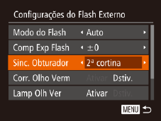 Escolha o modo de fotografia ou filmagem [ ], [ ], [ ] ou [ As configurações do flash podem ser definidas somente nesses modos.