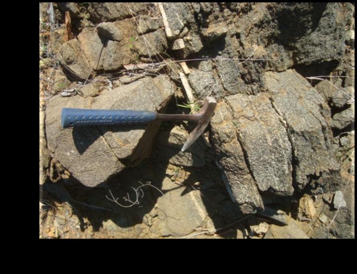 Projetos Igaracy 1 Mapeamento Geológico Visão geral de rochas metassedimentares, onde são encontrados depósitos de ouro.