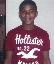 Miami (EUA, Fev-2012) - Trayvon Martin, estudante negro de uma escola secundária do condado de Miami Dade, foi morto por George Zimmerman, um hispânico que prestava serviço como vigilante comunitário