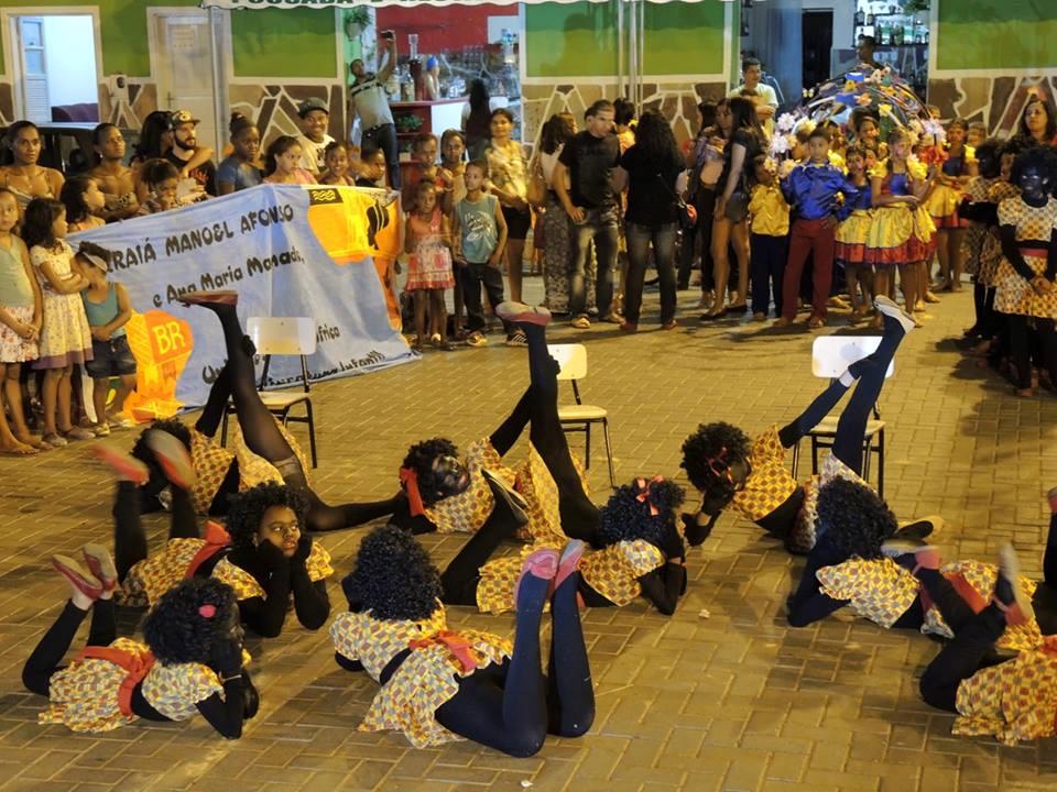 QUADRILHA TEMÁTICA: MENINA BONITA