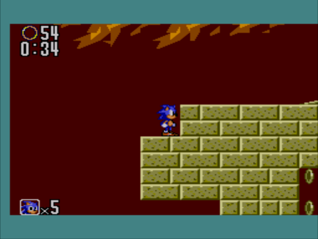 Diferenças Este Sonic The Hedgeog 2 tem varias diferenças em relação a versão de Mega Drive! O jogo continua com o mesmo sistema de enfrentar os chefes sem nenhum anel.