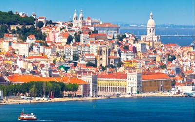 Na parte da tarde, já em Lisboa, visitamos, entre outros locais desta cidade encantadora, o bairro de Belém: Torre de Belém (da parte de fora), Padrão dos Descobrimentos (visita