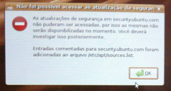 Esta mensagem é exibida caso não consiga acessar a internet para fazer atualização de pacotes, onde pode ser feito