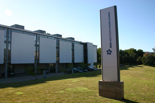 IPN - INSTITUTO PEDRO NUNES APRESENTAÇÃO Criado em 1991, por iniciativa da Faculdade de Ciências e Tecnologias da Universidade de Coimbra, o Instituto Pedro