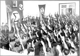 1932 Outubro Fundação da Ação Integralista Brasileira, inspirada no fascismo.