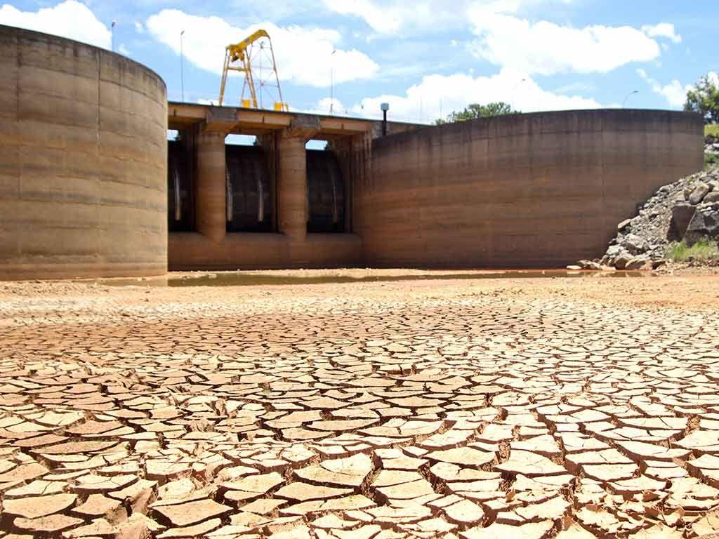 Fonte: Estudo Perdas de água - Trata Brasil 2015 A água não faturada pelas empresas