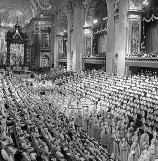 A Liturgia é tida como o exercício do múnus sacerdotal de Jesus Cristo, no qual,