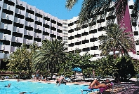 42 Hotéis COSTA DE VALÊNCIA Costas espanholas Formentera, 33. Playa de Gandia (Valência). Localização: Situado a 100 metros da praia e a 300 metros do centro.