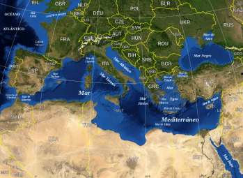 O termo Mediterrâneo deriva da palavra latina