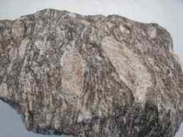 São exemplos de rochas metamórficas: gnaisse (formado a partir