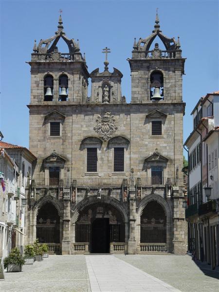Braga é uma cidade portuguesa, fundada