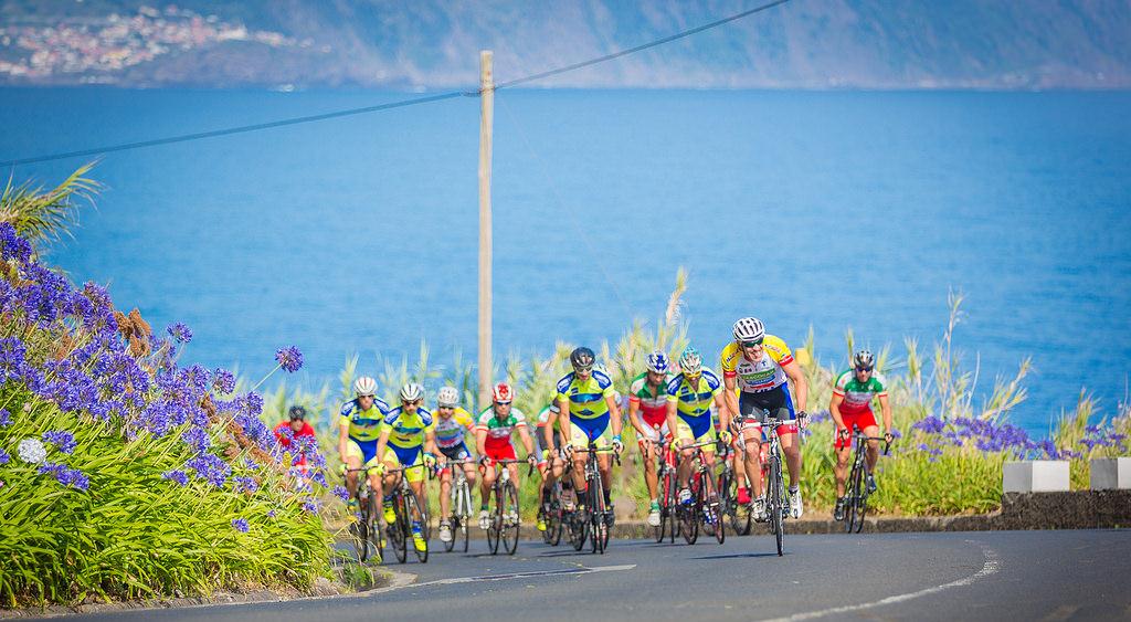 5º GRANDE PRÉMIO DA MADEIRA EM BICICLETA 24, 25, 26 e 27 de Setembro de 2015 24.09.15, 19h00 - Prólogo Coletivo: Santo Serra Santo Serra (10,0 Km) 25.09.15, 15h00 - Etapa 1: Machico Porto Moniz (72,2 Km) 26.