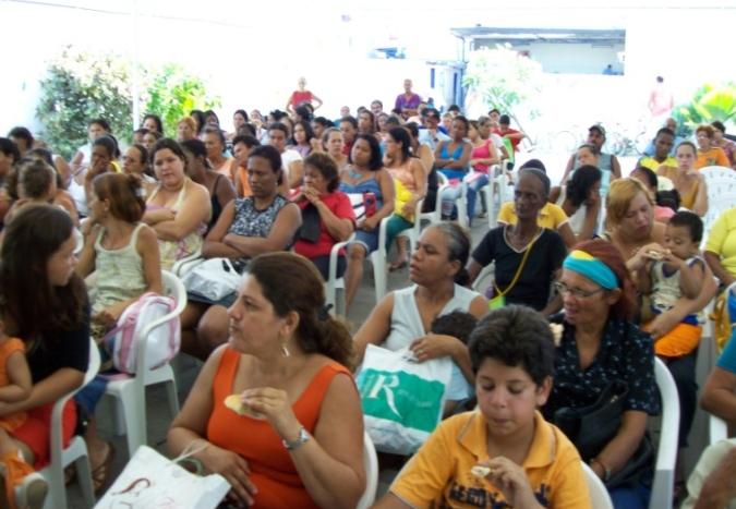 Bolsa Família Itinerante Posteriormente é realizada uma reunião com o gestor do PBF em espaço indicado pela comunidade, permitindo