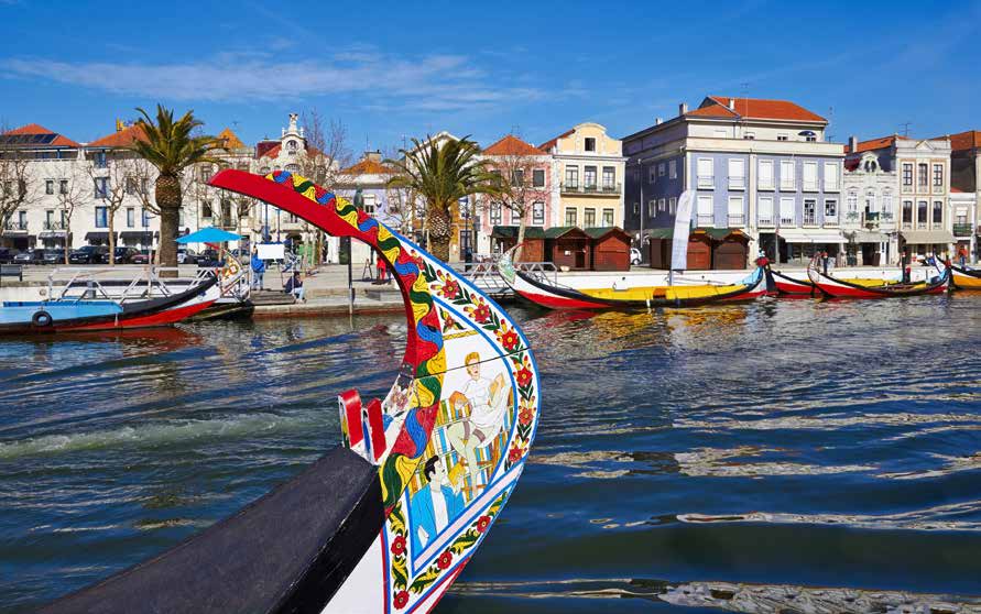 A Ria de Aveiro leva-o a viajar de corpor e alma por uma das paisagens mais belas da região, repleta de actividades.